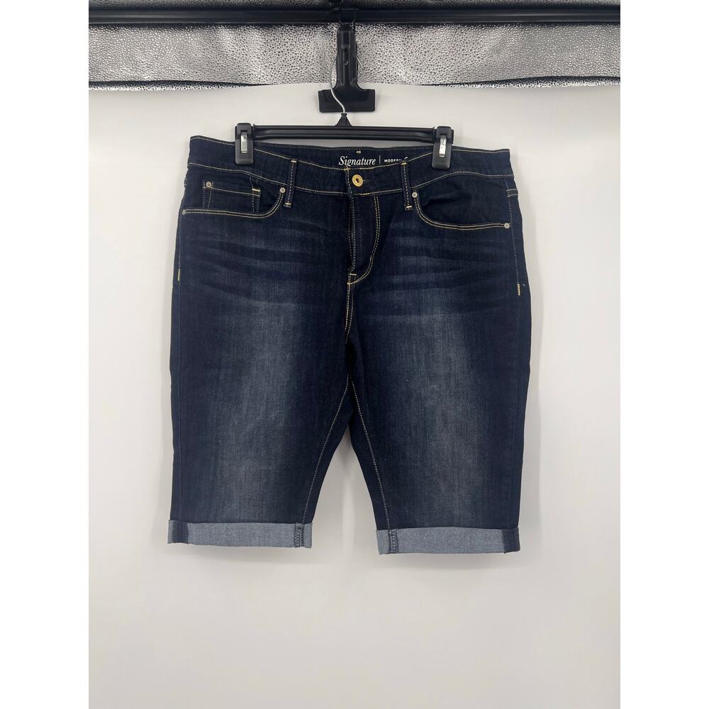 Levi's Signature Modern Skinny Shorts 16 w33 Knee Length Dark Wash Stretchy